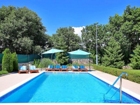 Holiday Home Bili dvori by Interhome
